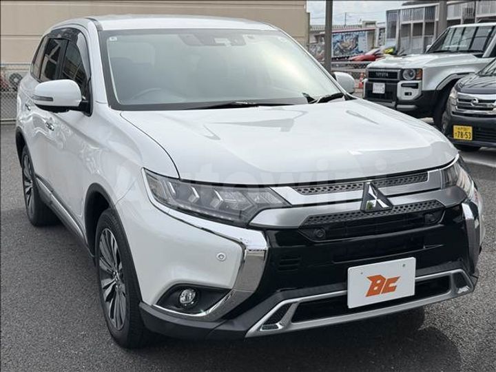Mitsubishi Outlander 2018 — 5