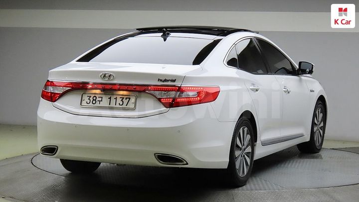 Hyundai Grandeur 2015 — 4