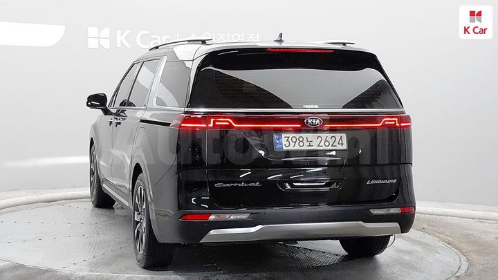 Kia Carnival 2021 — 2