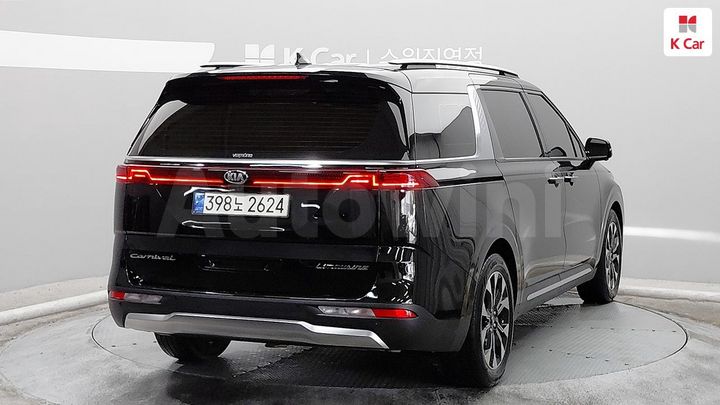 Kia Carnival 2021 — 4