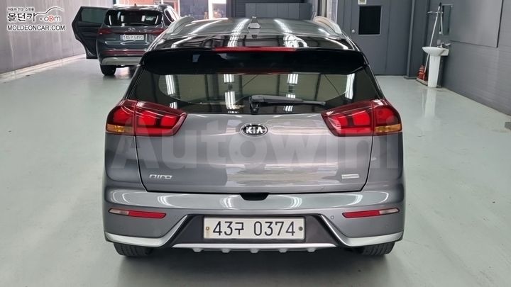 Kia Niro 2016 — 4