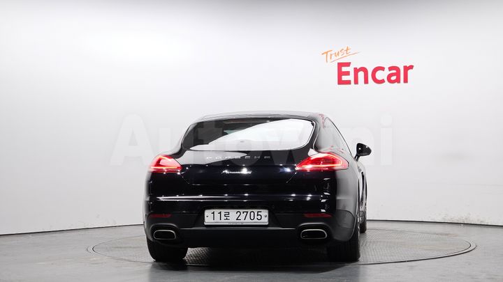 Porsche Panamera 2015 — 4