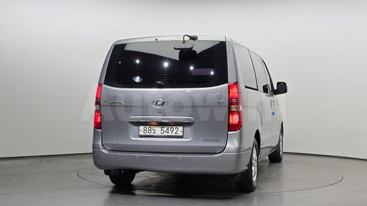 Hyundai Starex 2014 — 4