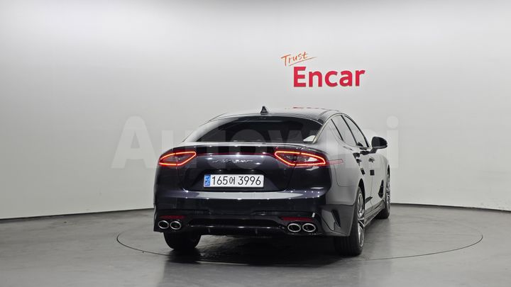 Kia Stinger 2018 — 4