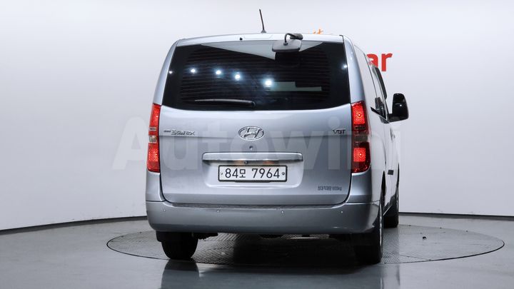 Hyundai Starex 2017 — 4