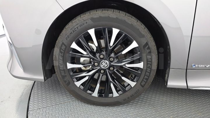 Toyota Alphard 2025 — 5