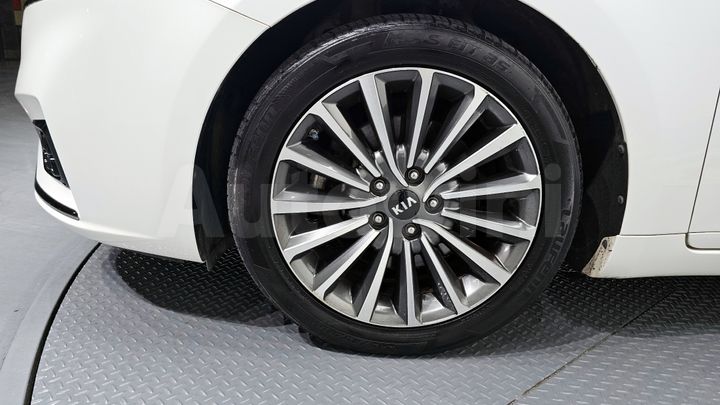 Kia K7 2019 — 5