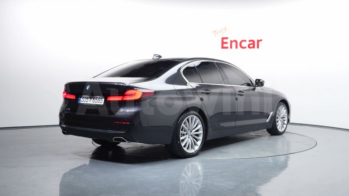 BMW 5 Series 2023 — 2