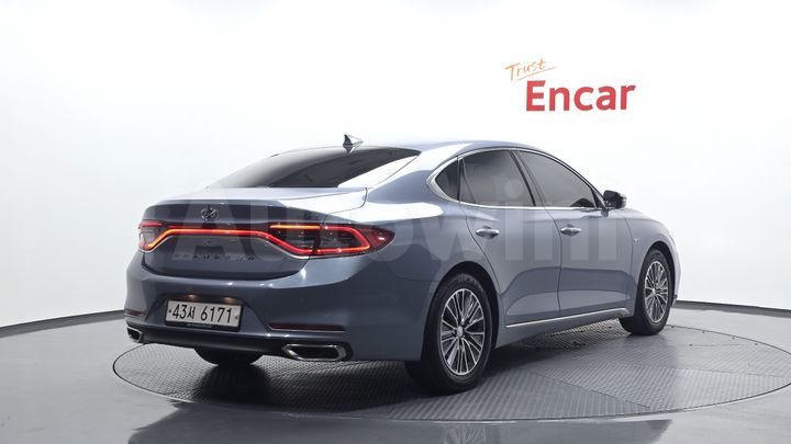 Hyundai Grandeur 2018 — 2