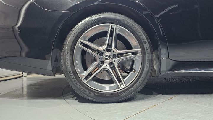Mercedes Benz S Class 2022 — 5