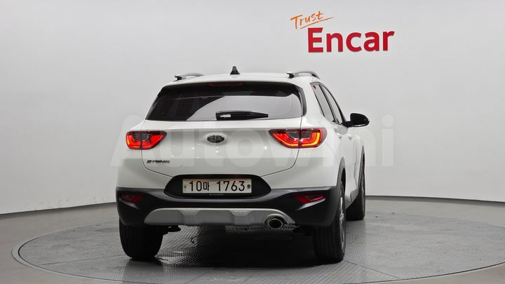 Kia Stonic 2019 — 4