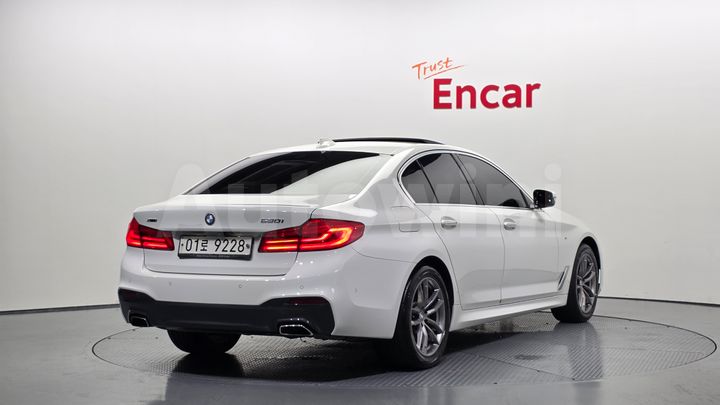 BMW 5 Series 2018 — 2