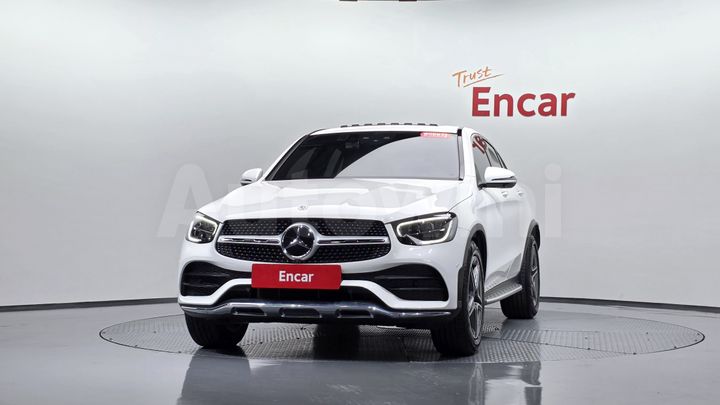 Mercedes Benz GLC Class 2022 — 2