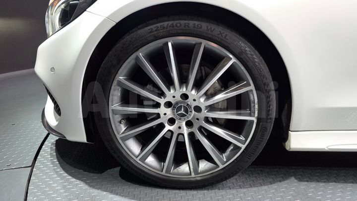 Mercedes Benz C Class 2018 — 5
