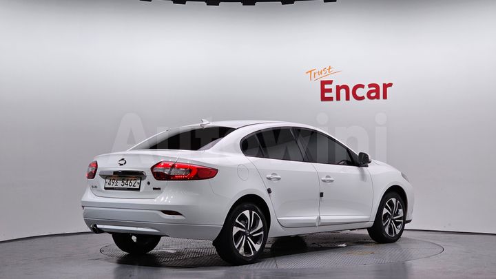 Renault SM3 2019 — 2