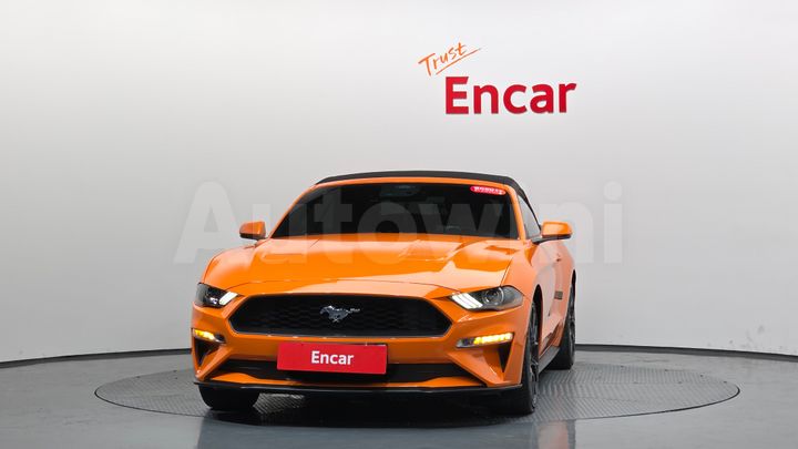 Ford Mustang 2020 — 2