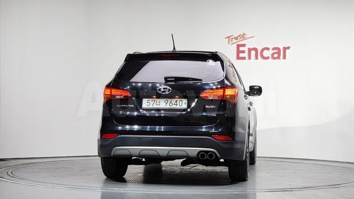 Hyundai SantaFe 2013 — 4