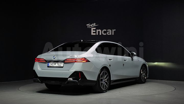 BMW 5 Series 2024 — 2