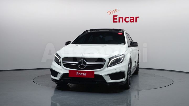 Mercedes Benz GLA Class 2015 — 3