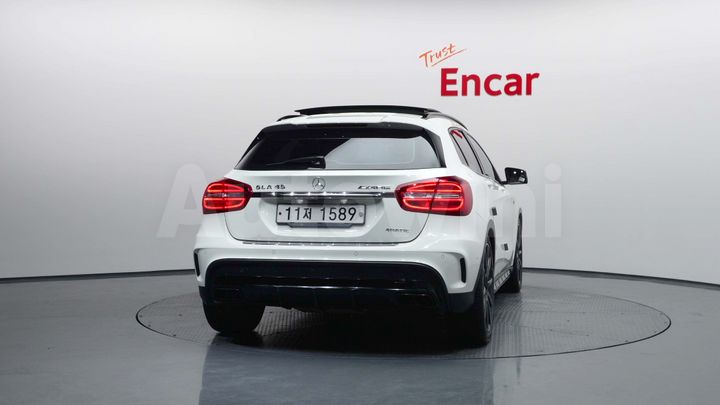 Mercedes Benz GLA Class 2015 — 4