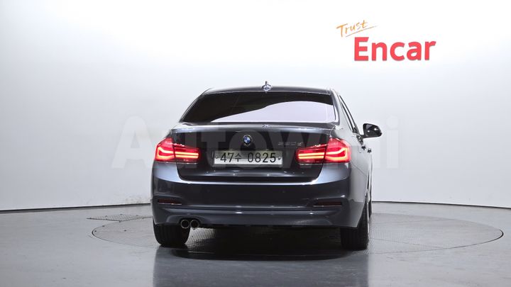 BMW 3 Series 2016 — 3