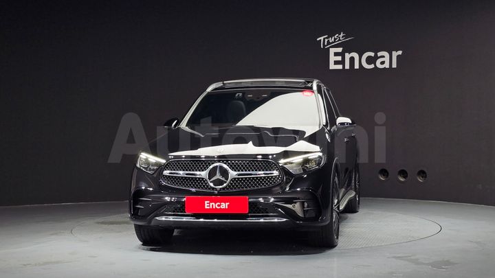 Mercedes Benz GLC Class 2024 — 3