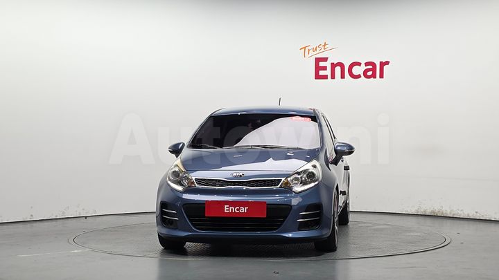 Kia Pride 2015 — 2