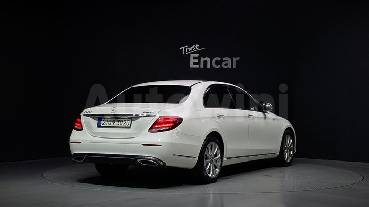 Mercedes Benz E Class 2019 — 2