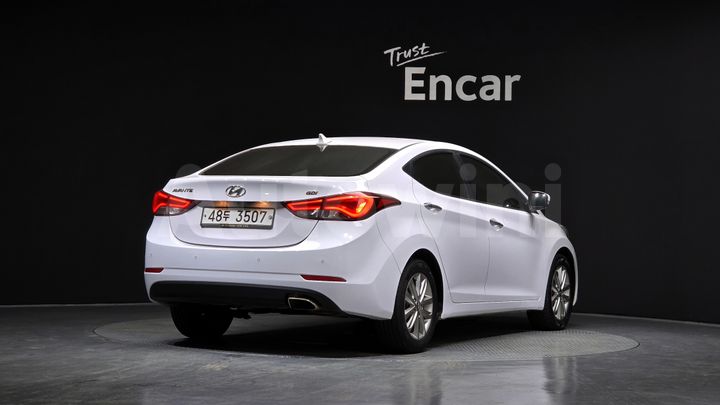 Hyundai Avante 2014 — 2