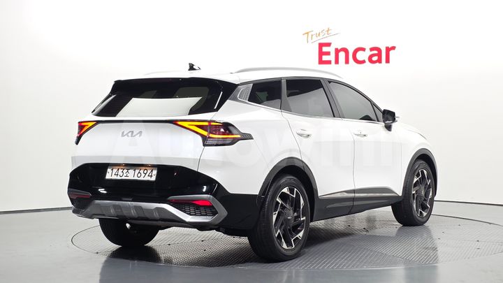 Kia Sportage 2023 — 2