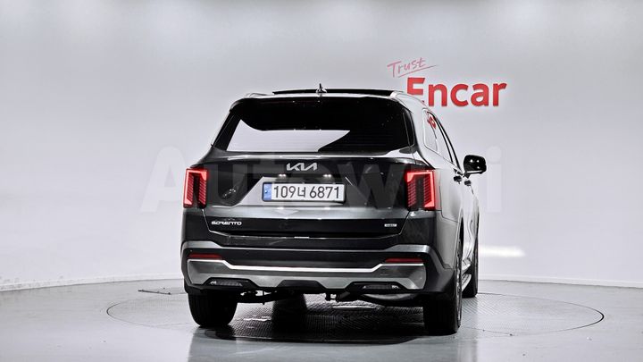 Kia Sorento 2025 — 4