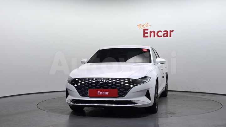 Hyundai Grandeur 2022 — 3