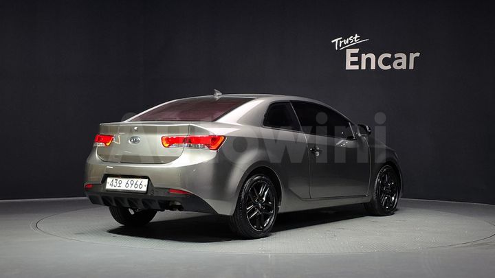 Kia Forte 2012 — 2