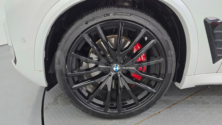 BMW X5 2026 — 5