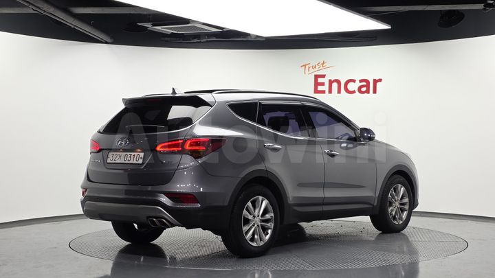 Hyundai SantaFe 2017 — 2