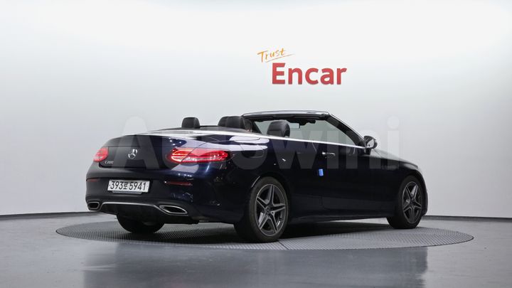 Mercedes Benz C Class 2021 — 2