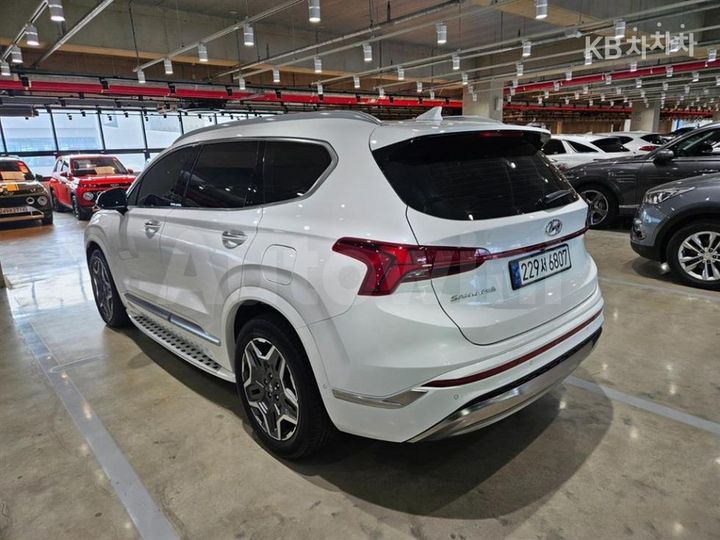 Hyundai SantaFe 2023 — 4