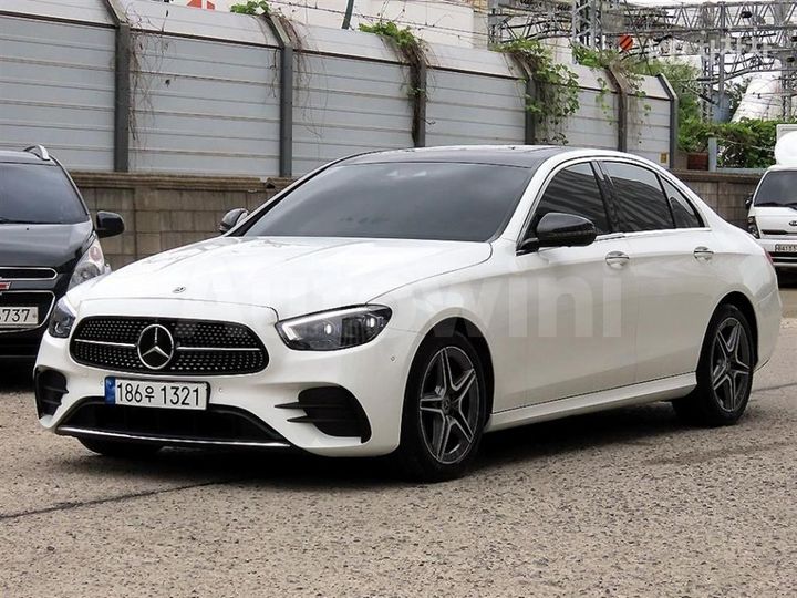 Mercedes Benz E Class 2023 — 2