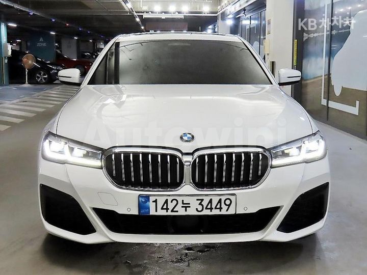 BMW 5 Series 2022 — 2