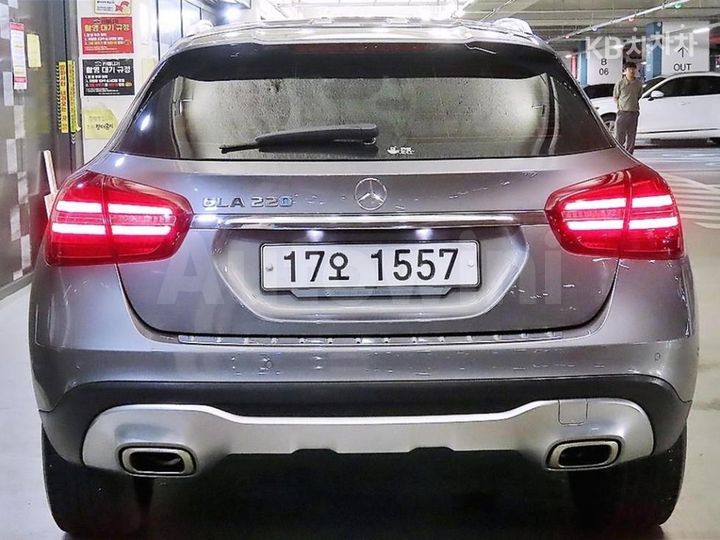 Mercedes Benz GLA Class