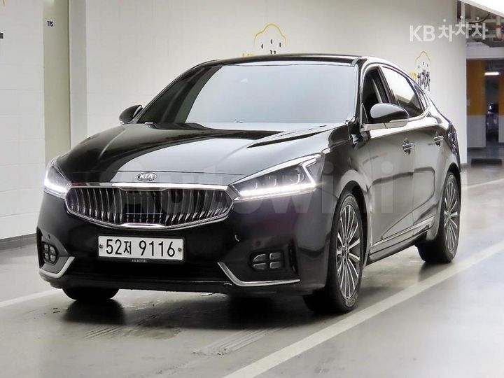 Kia K7 2018 — 2