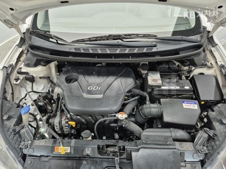 Hyundai Avante 2014 — 5