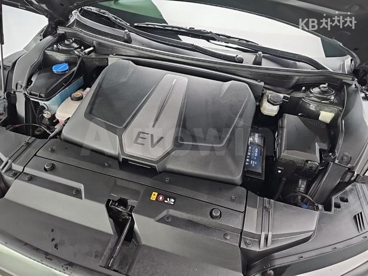 Kia EV6 2022 KNAC281CPNA071716 — 5