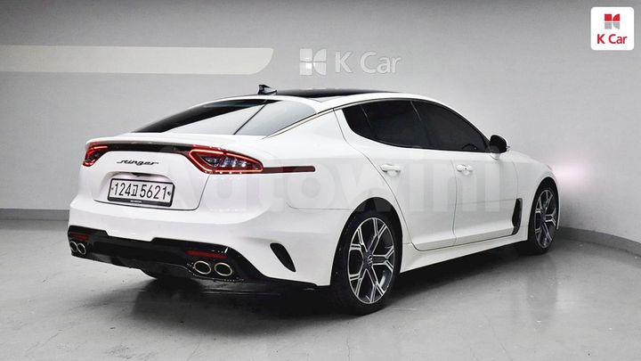 Kia Stinger 2020 — 4