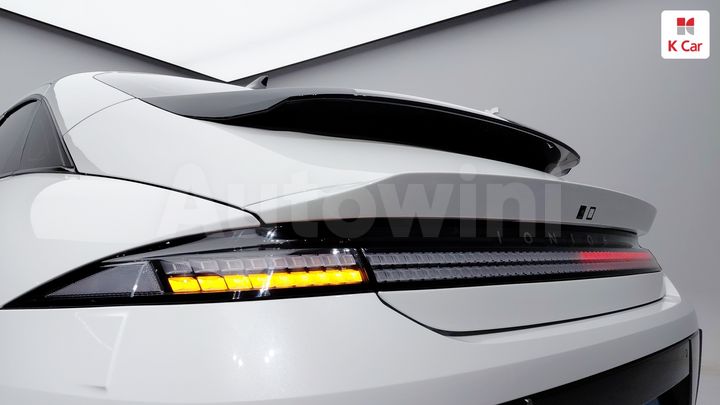 Hyundai Ioniq 2023 — 2