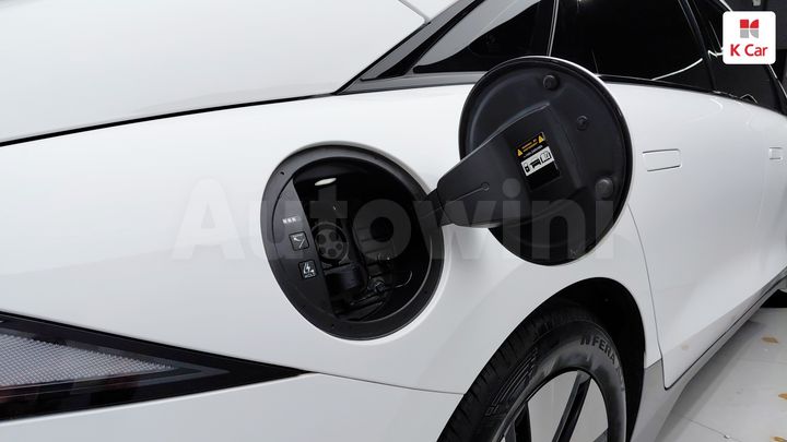 Hyundai Ioniq 2023 — 3