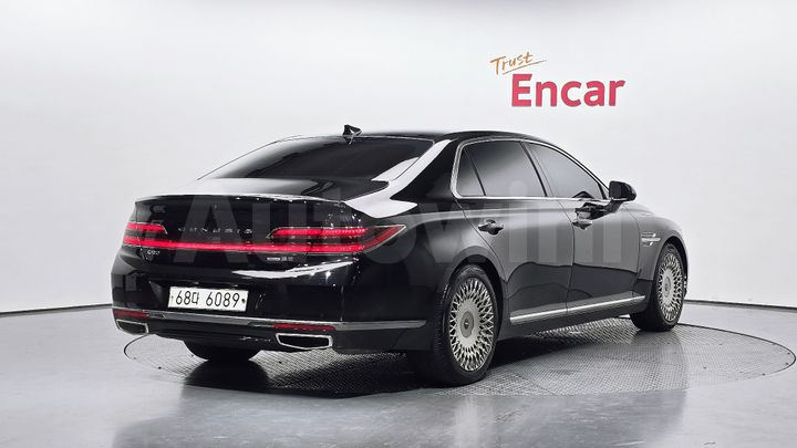Genesis G90 2019 — 2