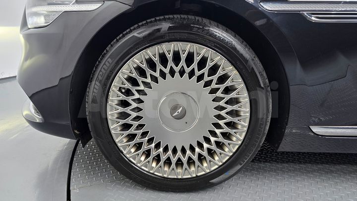 Genesis G90 2019 — 5