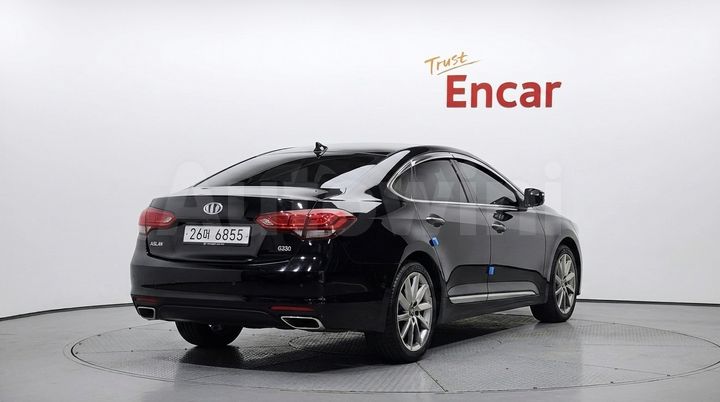 Hyundai Aslan 2015 — 2