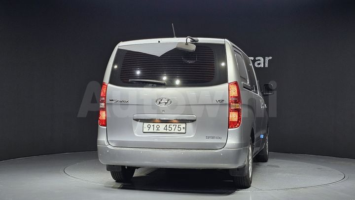 Hyundai Starex 2018 — 4